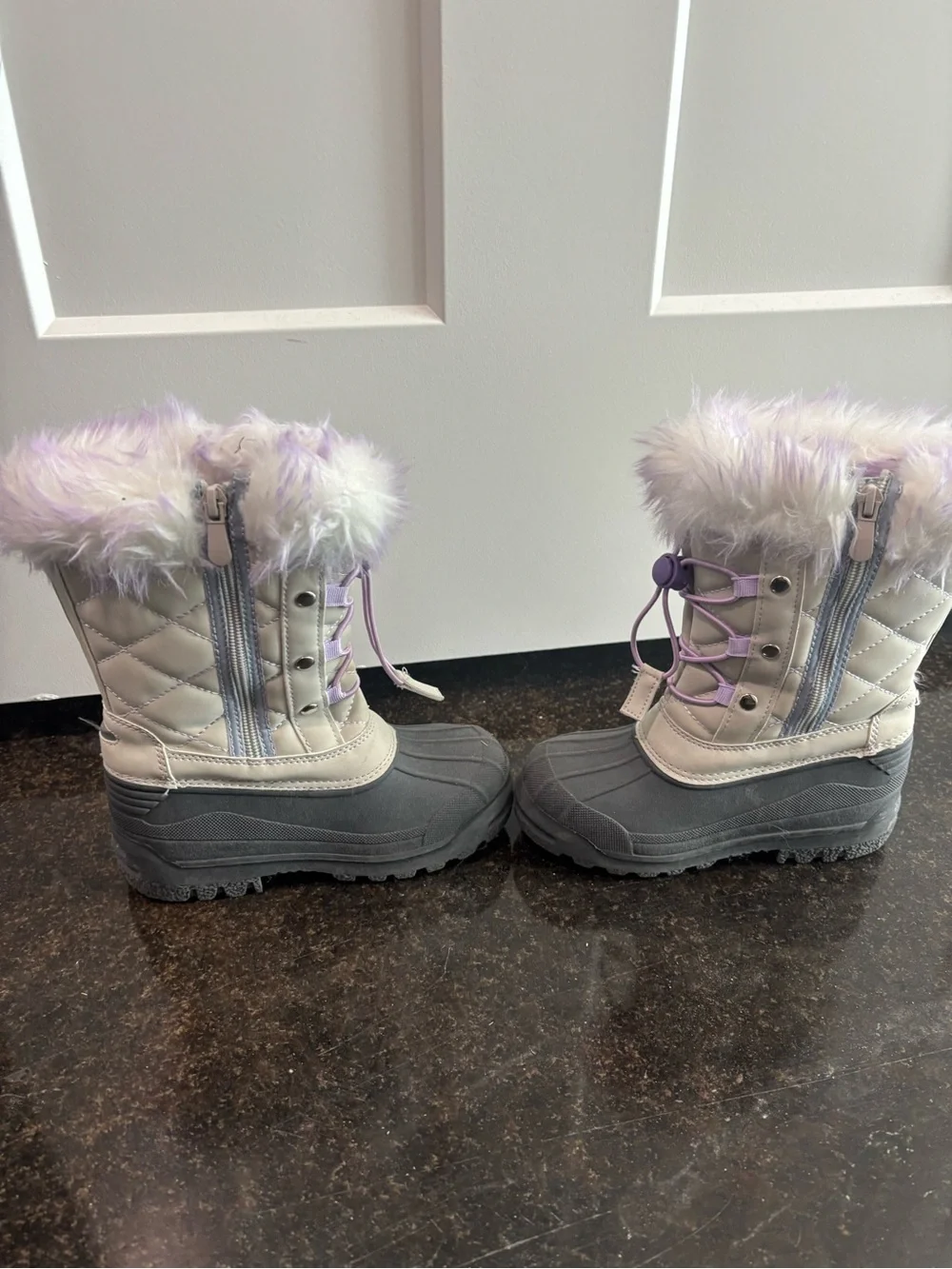Girls Quilted Winter Snow Boots with Lavender Faux Fur Toddler size 11